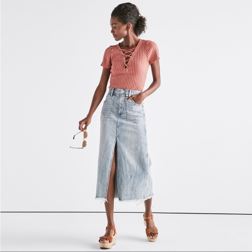 LUCKY BRAND front slit maxi denim skirt size 4/27